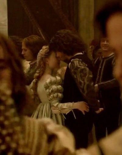 Cesare Borgia Aesthetic, Borgia Aesthetic, Medici Aesthetic, Cesare And Lucrezia, Art Kissing, François Arnaud, Francois Arnaud, Cesare Borgia, The Borgia