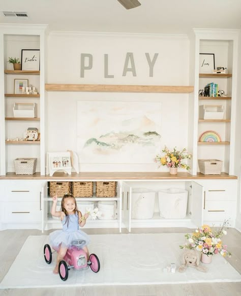 Toddler Playroom Storage, Big Playroom, Playroom Cabinet, Kids Playroom Storage, Loft Playroom, Kids Storage Bins, Window Seat Ideas, Small Playroom, Diy Playroom