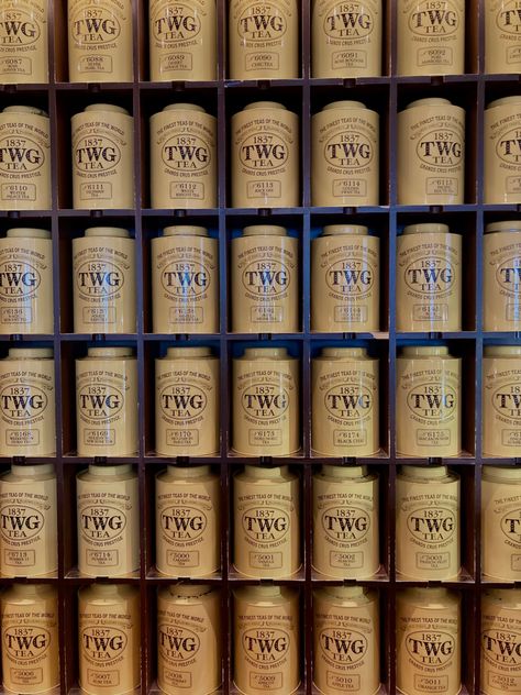 Twg Tea, Tea Boxes, Twinings Tea, London Tea, Desert Chic, Tea Varieties, Tea Packaging, Tea Box, Earl Grey