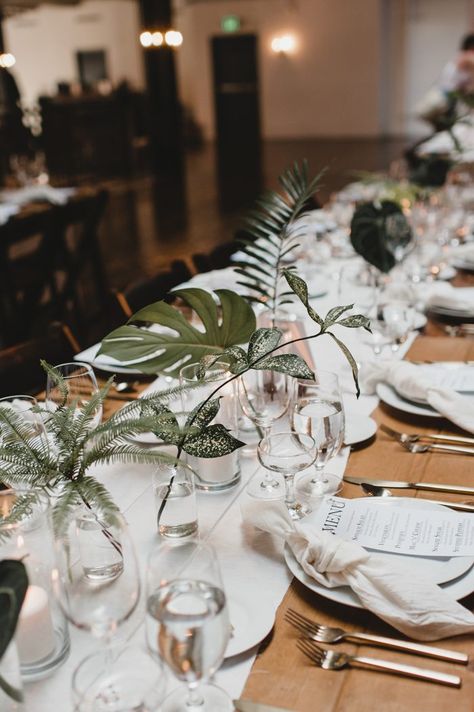 A touch of greenery can go a long way in creating the perfect tablescape | Image by Carina Skrobecki  #tablescape #floraldesign #weddinggreenery #centerpieces #leaves #reception #weddingreception #receptiondecor #weddingreceptiondecor Greenery Wedding Centerpieces, Long Table Wedding, Wedding Reception Planning, Unique Wedding Flowers, Wedding Floral Centerpieces, Ballroom Wedding, Long Table, Wedding Centerpiece, Wedding Table Centerpieces