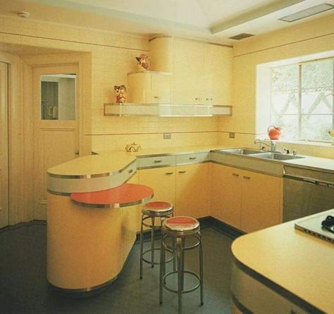 60s Kitchen Remodel, 50s Interior, Aesthetic 60s, Yellow Kitchen Cabinets, 50s Home, 60s Kitchen, 60s House, Casa Retro, Deco Kitchen