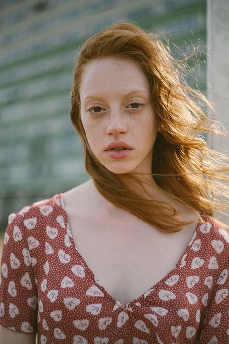 Lily Newmark Lily Newmark, Warm Autumn Color Palette, Autumn True, Woman Portrait Photography, Affordable Summer Dresses, Women With Freckles, Autumn Color Palette, Petty Girl, Outdoor Portrait Photography