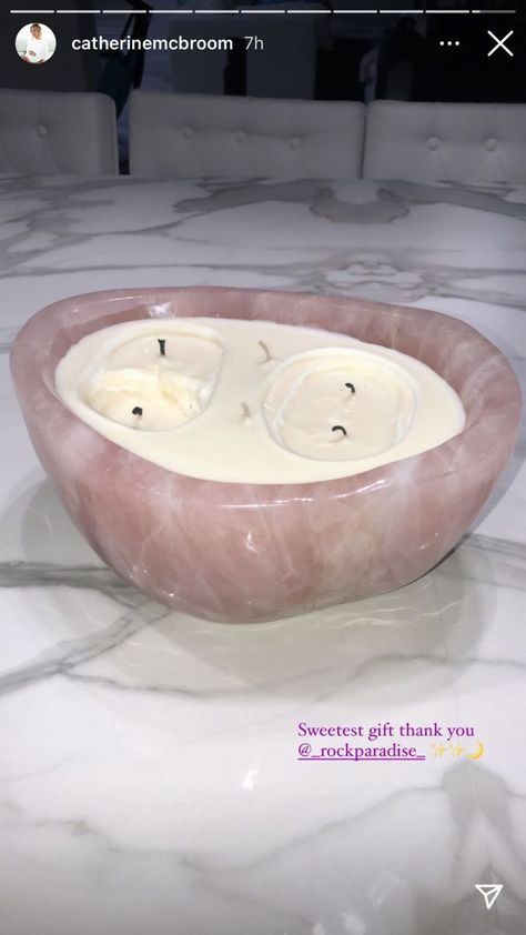 Big Candles Decor Living Rooms, Big Candles Decor, Catherine Aesthetic, Candle Decor Living Room, Choker Tee, Dads Room, Candles Decor, Candle Obsession, Kitchen Utility