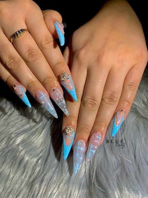 Stiletto christmas nails blue nails rhinestone nails Light Blue Christmas Nails, Stiletto Christmas Nails, Christmas Nails Blue, Light Blue Christmas, Blue Christmas Nails, Nails Blue, Rhinestone Nails, Blue Christmas, Blue Nails