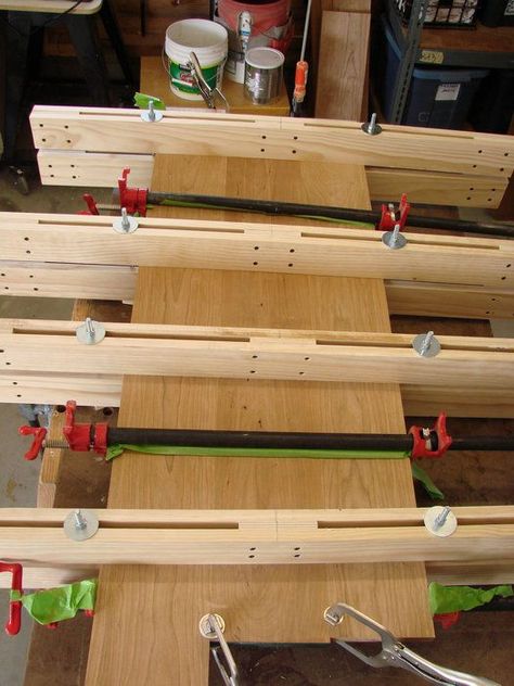 Workshop Bench, Woodworking Clamps, Diy Holz, Woodworking Workshop, Wood Plans, Wood Tools, Homemade Tools, Woodworking Jigs, Wood Working For Beginners