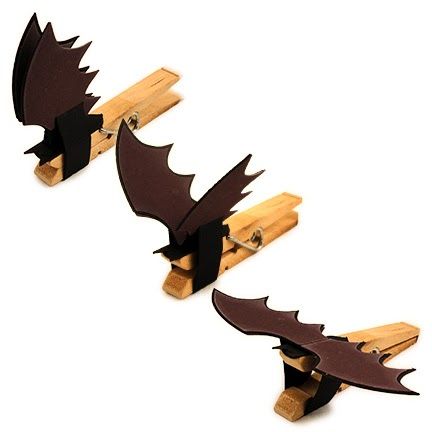 Flapping Bat Craft, Bat Lessons, Bat Craft, Storytime Crafts, Paper Bat, Samhain Halloween, Wooden Clothespins, Toddler Arts And Crafts, Bird Crafts