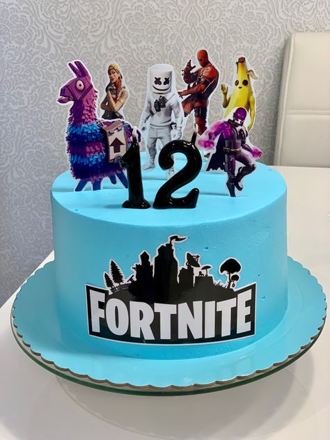 Fortnite Cake, Pokemon Party Decorations, Pokemon Party, Layer Cake, Fortnite, Birthday Parties, Party Decorations, Birthday Cake, Cake