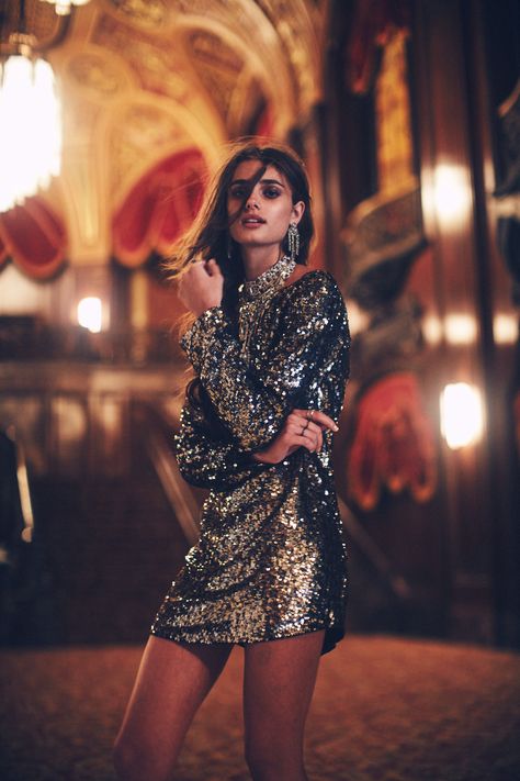 You Won't Find Holiday Party Dresses Prettier Than the Ones at Free People Holiday Party Outfit Inspiration, Sequin Tunic, Taylor Marie Hill, Taylor Hill, Holiday Party Outfit, Holiday Party Dresses, Fashion Catalogue, Sequin Dress, Editorial Fashion