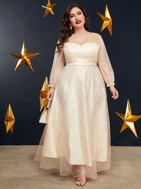 Apple Shape Outfits, Mesh Bridesmaids Dress, Dream Prom Dress, Dress Pesta, Prom 2024, Plus Size Bridesmaid, Perfect Prom Dress, Bridesmaid Dresses Online, Bridesmaid Dresses Plus Size