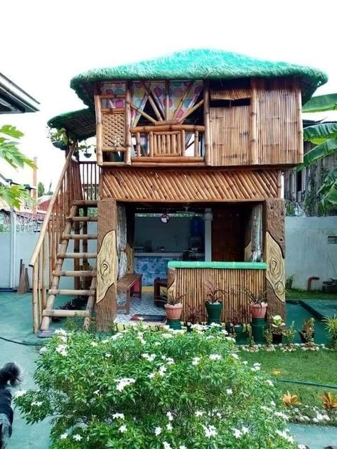 Simple bamboo house... - awesome post - Imgur House Design Small Spaces, Bahay Kubo Design Philippines, Bahay Kubo Design, House Design Small, Filipino House, Philippine Houses, Bahay Kubo, Bamboo House Design, House Pics