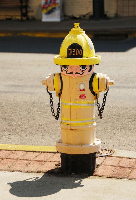 Fire Hydrant Ideas, Fire Hydrant Craft, Office Workouts, Street Art Illusions, Grants Pass Oregon, Fire Hydrants, Trippy Artwork, Grants Pass, Fire Sprinkler