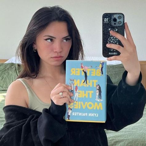 Hayley Pham, Haley Pham, World Of Books, Girl Reading, Best Youtubers, Bullet Journal Ideas Pages, Book Girl, Book Inspiration, Fav Celebs