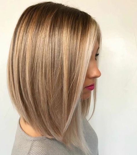 Haarschnitte für dünnes Haar langer Bob glattes Haar Longbob Hair, Popular Short Hairstyles, Medium Bob Hairstyles, Balayage Blonde, Long Bob Haircuts, Bob Hairstyles For Fine Hair, Long Bob Hairstyles, Haircut For Thick Hair, Blonde Bobs