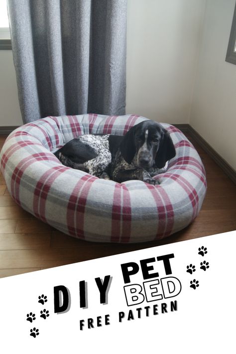 Diy Dog Bed Sewing, Dog Nesting Bed Diy, Dog Bed Tutorial, Donut Dog Bed Sewing Pattern, How To Make A Pet Bed, Small Dog Bed Sewing Pattern, Round Dog Bed Sewing Pattern, Sewing Pet Bed, Quilted Dog Bed Patterns