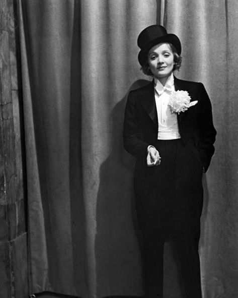 Marlene Dietrich 1920s Outfits, Alfred Eisenstaedt, Tuxedo Women, Sewing Circles, Laetitia Casta, Marlene Dietrich, Catherine Deneuve, Life Pictures, 1920s Fashion