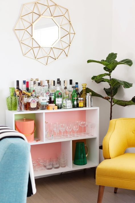 Bar Cart Apartment, Apartment Decorating Living Room, Ikea Shelf Unit, Living Room Ikea, Ikea Bar Cart, Ikea Bar, Ikea Shelf, Diy Bar Cart, Home Bar Areas