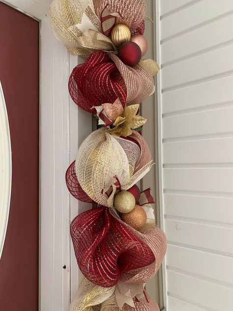 Christmas Door Garland, Rose Gold And Burgundy, Mantle Decor Christmas, Christmas Garland Mantle, Burgundy Christmas, Door Garland, Christmas Lights Garland, Winter Garland, Elegant Christmas Decor