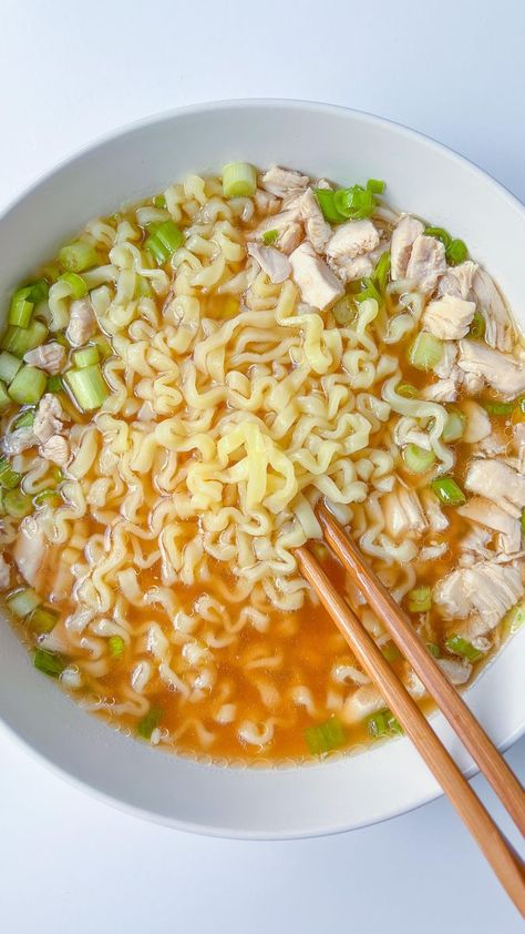 My comforting ramen noodle soup is perfect for those chilly autumn days or when you’re feeling under the weather, this heartwarming bowl of goodness is not only delicious but also quick and effortless to prepare. With a flavorful chicken broth, tender chicken, a medley of vegetables, and silky ramen noodles, it’s the ideal remedy for the fall and cooler months. ⠀⠀⠀⠀⠀⠀⠀⠀⠀⠀⠀⠀ onion carrots celery ribs cloves garlic bay leaf water unsalted chicken broth salt (to taste) boneless skinless chicken t Homemade Chicken Ramen Noodles, Rice Noodle Soup Recipes, November Meals, Ramen Noodle Recipes Soup, Ramen Noodle Recipes Easy, Ramen Soup Recipes, Modern Nonna, Vegetable Ramen, Asian Soups