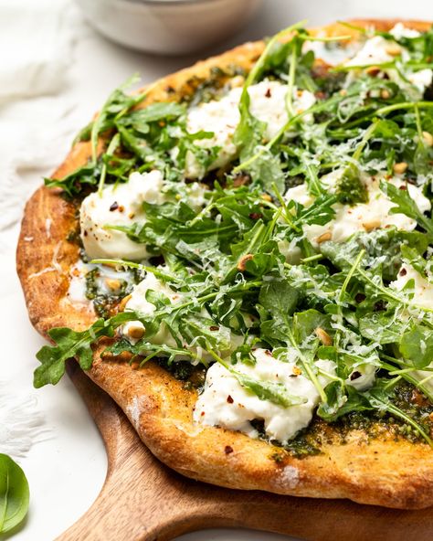 Grilled Pesto & Burrata Flatbread - Peanut Butter and Fitness Burrata Flatbread, Pesto Burrata, Grilled Flatbread, Stove Top Oven, Best Meal Prep, Burrata Cheese, Lemon Pepper Seasoning, Summer Appetizer, Low Carb Vegetarian