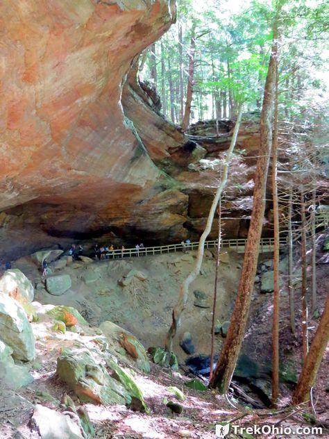 Whispering Cave - Hocking Hills State Park | The Hemlock Bridge Trail passes Whispering Cave and connects with the gorge trail to Old Man's Cave and Cedar Falls. Ohio Hiking, Ohio Vacations, Hocking Hills State Park, Ohio Travel, Hocking Hills, Abandoned Amusement Parks, The Gorge, Abandoned Castles, Trail Hiking