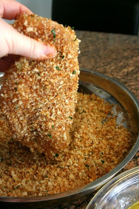 Simple Baked Panko Chicken- one of my all time favorites! Baked Panko Chicken, Eat Time, Salisbury Steaks, Panko Chicken, Chicken Baked, Cornish Hens, Bisquick Recipes, Healthy Baked, Italian Chicken