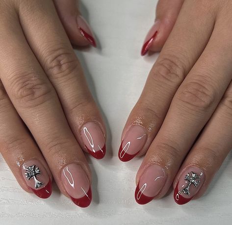 French Tip Chrome Heart Nails, Almond French Tip Chrome, Red French Tips Almond, Red Almond French Tip, Almomd Nails, French Tip Chrome, Chrome Heart Nails, Nails Ideas Short, French Gel Nails