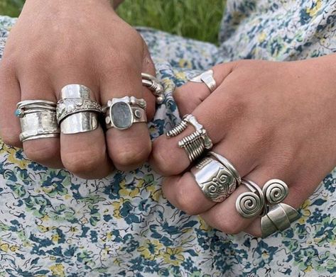 Indie Jewelry, Nail Jewelry, Dope Jewelry, Funky Jewelry, Jewelry Lookbook, Perfectly Imperfect, Jewelry Inspo, Dream Jewelry, Pretty Jewellery