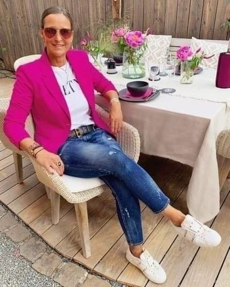 Pink Blazer Outfit, Mantel Outfit, Outfit Blazer, Chique Outfit, Outfits Con Jeans, Casual Chic Outfits, Blazer Outfits Casual, Blazer Outfits For Women, Mode Chic