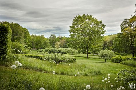 Explore Daniel Romualdez's Enchanting Connecticut Gardens | Architectural Digest Miranda Brooks, Formal Garden Design, Meadow Garden, Estate Garden, Formal Garden, Formal Gardens, Garden Photos, Landscape Artist, The Meadows