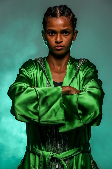 Ramla Ali’s New Meaningful Dior Boxing Kit Makes Her Feel Like She Belongs | British Vogue Ramla Ali, Ali Boxing, Purple Color Palettes, Professional Boxer, National Animal, Dubai Shopping, Racial Equality, Family Images, Maria Grazia Chiuri