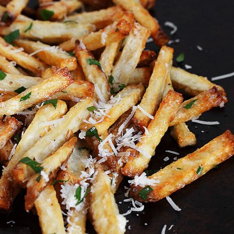 Parmesan Fries, Fried Foods, Garlic Aioli, Potato Dishes, Aioli, Onion Rings, Dish Recipes, Cafe Food, French Fries