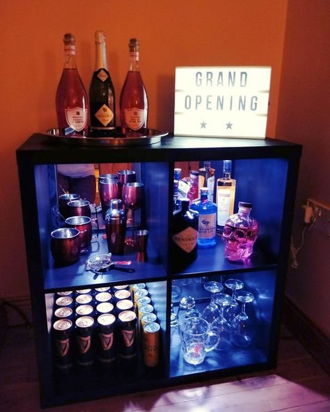 Bar With Cube Shelves, Diy Bar Cube Organizer, Mini Bar Apartment Small Spaces, House Bar Ideas Small Spaces Liquor, Cube Bar Ideas, Mini Bar Ideas Small Spaces Diy, Diy Mini Bar Ideas, Bedroom Mini Bar Ideas, Drink Shelf Ideas