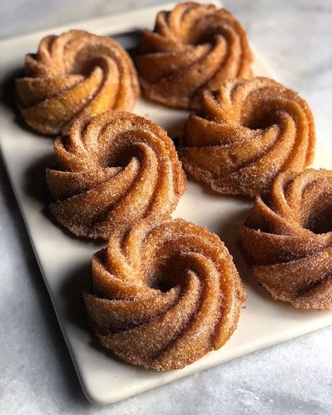 mini churro bundt cakes from cookbookqueen Baked Apple Dessert, Apple Cider Donuts Baked, Bundt Cake Recipe, Mini Bundt, Inspired By Charm, Mini Bundt Cakes, Apple Dessert Recipes, Baked Apple, Apple Cider Donuts