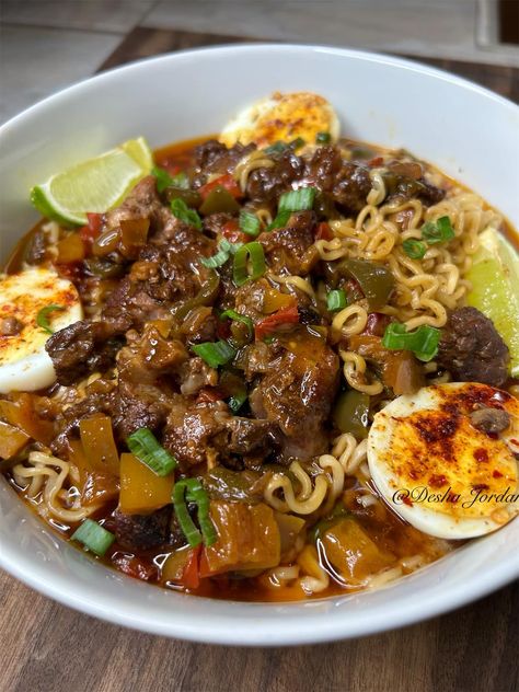 Meals By Desha - Oxtail Ramen!! Step by Step... Healthy Ramen, Step By Step Recipes, Ramen Noodle Recipes, One Pot Chicken, Cooking 101, Ramen Recipes, My Food, Noodle Recipes, Winter Food