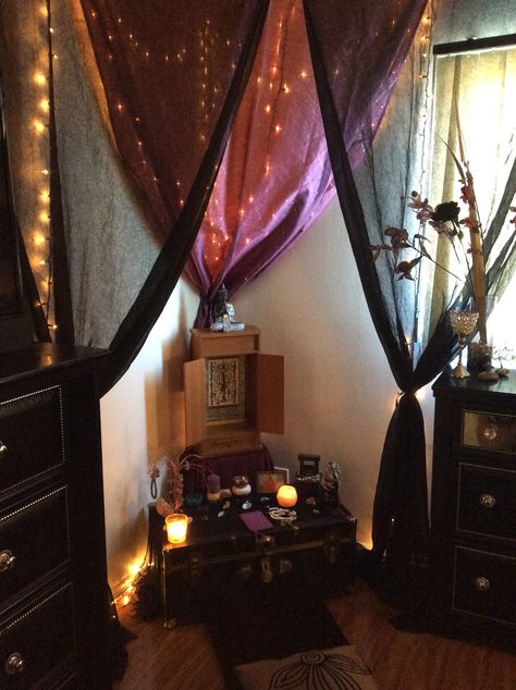 Thanks to all the inspiration from Pinterest, I just created my own personal sacred alter for meditating Bedroom Meditation Space Ideas, Psychic Aesthetic Room, Closet Altar Ideas, Sacred Meditation Space, Witchy Meditation Room, Alter In Bedroom, Alter Set Up Ideas, Alter Space Ideas, Spiritual Corner At Home