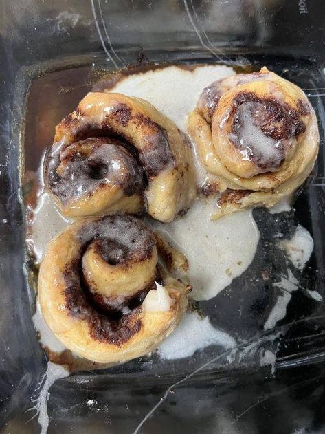 Recipes Cinnamon Rolls, Sugar Free Icing, 2 Ingredient Dough, Baking Buns, Vegan Cinnamon Rolls, Weight Watchers Recipes Desserts, One Egg, Healthy Bites, Cinnamon Rolls Recipe