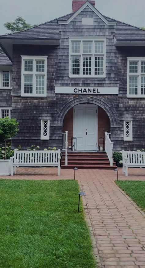 Coastal Cafe, Aesthetic Chanel, Hamptons Summer, Hamptons Coastal, Cafe Aesthetic, Chanel Store, Summer Trip, White Brick, East Hampton