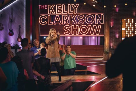 THe Kelly Clarkson Show has been renewed for a second season for 2020-21.  Have you checked out this daytime talk series? Justin Guarini, Kelly Clarkson Show, American Idol Winner, Late Morning, Chance The Rapper, Cyndi Lauper, Classic Songs, Mtv Videos, Aretha Franklin