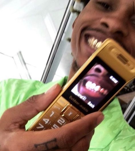 Whats Wallpaper, Steve Lacy, What’s Going On, Photo Profil, Photo Dump, Mood Pics, Rappers, Fortnite, Aesthetic Pictures