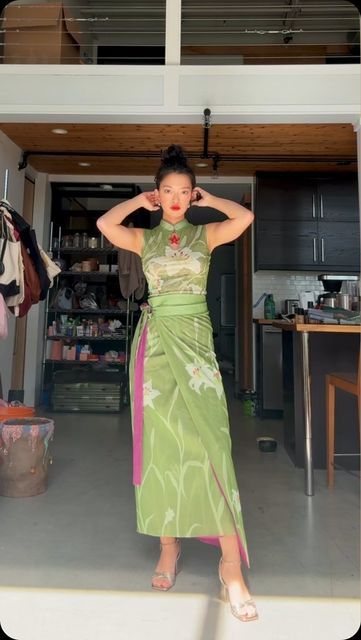 Chinese Clothes Aesthetic, Taobao Fashion Outfits, Hoi An Tailor, Chinese Clothes, Tail Dress, Diy Clothes Design, Fashion Forever, Traditional Clothes, August 11