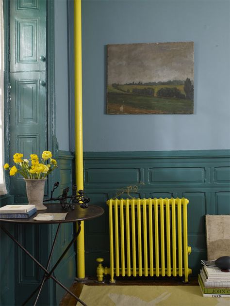 Peindre en jaune ce qui ne doit pas se voir...  Photo by Christopher Baker Exposed Pipes Bathroom, Painted Radiator, Old Radiators, Apartment Loft, Piano Studio, Pipe Decor, Basement Ceiling, Industrial Interior Design, Flat Ideas