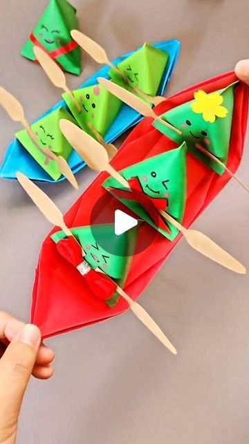 Itsy Bitsy Artsy I Art & Craft I Creative DIY on Instagram: "Boating into the hearts of craft enthusiasts and kids alike! 🚣 Dive into the joy of creating this adorable paper boat, perfect for adorning any space with its whimsical charm. 🎨✂️🖍✨ 
.
.
.
.
 📌Follow me for more:
➡️ @itsy_bitsy_23
➡️ @itsy_bitsy_23
➡️ @itsy_bitsy_23
.
.
.
.
#PaperCraft #DIY #Handmade #KidsCrafts #ArtAndCraft #DIYDecor #CreativeFun #CraftyKids #ColorfulCreations #PaperArt #HomeDecor #CraftyIdeas #CraftInspiration #CraftyMoms #CraftyKids #DIYProjects #ArtForKids #CreativeKids #CraftingCommunity #CraftyLife #paperfish #craftboat #artandcraft #crafty #craftymom #craftykids #paperdiy #paperboat #boatdiy #boatcraft #paperboatcrafting" Boat Crafts For Kids, Make A Paper Boat, Boat Crafts, Paper Fish, Paper Boat, Crafty Moms, Crafty Kids, Craft Videos, Creative Kids