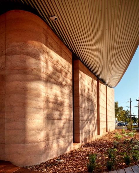 #rammedearth #rammedearthdesign #rammedeartharchitecture #rammedearthwall Rammed Earth Architecture, Aman Resort, Earth Architecture, Form Architecture, Rammed Earth Homes, Earth Projects, Rammed Earth Wall, Saint Gobain, Tile Table