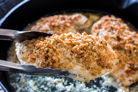 Parmesan Crusted Chicken - So Flavorful | Exclusive Hip2Keto Recipe Keto Parmesan Crusted Chicken, Longhorn Parmesan Crusted Chicken, Cheesy Baked Spaghetti, Chicken Breast Marinade, Chicken Keto, Cauliflower Mashed Potatoes, Baked Spaghetti Squash, Spicy Seasoning, Parmesan Crusted Chicken