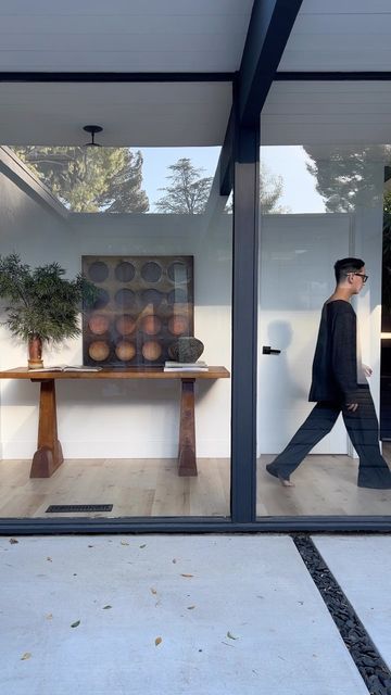 Arvin Olano Home, Entryway Inspo, Sitting Pretty, Entryway Table, Interior Photography, House On A Hill, Black Hills, Southern Living, Front Room