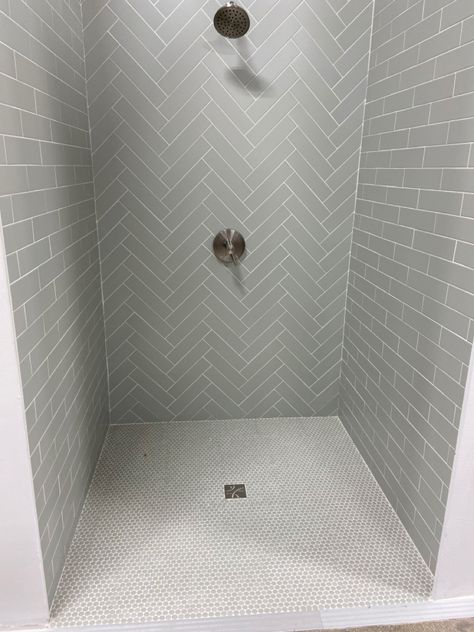 Gray White Shower Tile, Herringbone Shower Tile Accent Wall, Gray Herringbone Shower Tile, Bathtub Tile Surround Ideas, Herringbone Shower Wall, Herringbone Shower Tile, Bathtub Tile Surround, Small Bathroom Tile, Bathroom Favorites