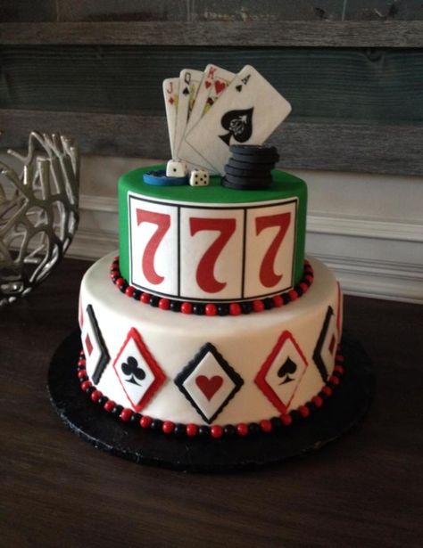 Casino themed cake with edible images for details. Prom Sherri Hill, Casino Cake, Poker Cake, Vegas Cake, Vegas Theme Party, Vegas Theme, Slot Machine Cake, Casino Decorations, Gambling Cake