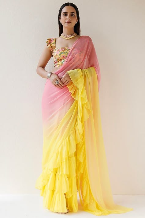 Yellow & Pink Chiffon ombre Pre-Draped Ruffled Saree Set Design by Geroo Jaipur at Pernia's Pop Up Shop 2024 Yellow And Pink Saree, Dress For Haldi Function, Pink Ombre Dress, Saree Combination, Ombre Saree, Ruffled Saree, Fashionable Saree, Desi Vibes, Combination Dresses