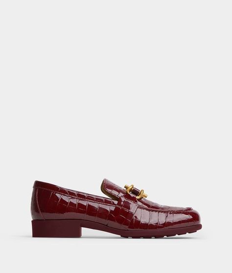 Flats | Bottega Veneta® ZW Red Loafers, Women's Flats, Gucci Mules, Sunglasses Shop, Salvatore Ferragamo Flats, High Heel Sandals, Leather Loafers, Womens Flats, Bottega Veneta