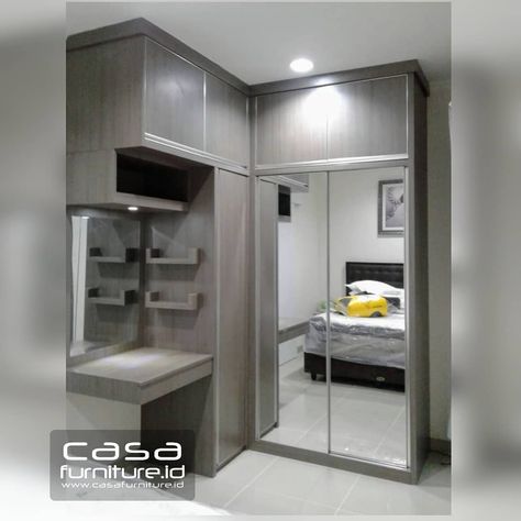 ⭕KITCHEN SET,LEMARI MINIMALIS⭕ di Instagram "Anda sedang mencari jasa custom furniture area Tangerang Jakarta? Perkenalkan kami dari team Casafurniture-id Menerima pesanan furniture…" Custom Slides, Powerpoint Design Templates, Cupboard Design, Decor Home Living Room, Kitchen Set, Closet Bedroom, Powerpoint Design, Home Room Design, Walk In Closet